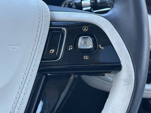 Used 2024 Lincoln Aviator Black Label AWD/4WD image 33