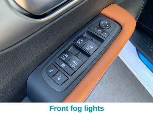 New 2026 Chrysler Pacifica Pinnacle AWD/4WD image 12