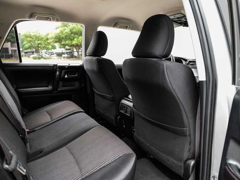 Used 2015 Toyota 4Runner Trail AWD/4WD image 37