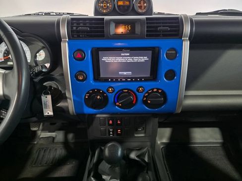 Used 2007 Toyota FJ Cruiser 4WD w/ Upgrade Pkg 1 image 20
