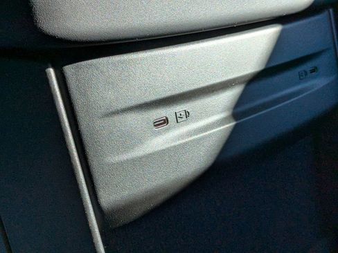 New 2025 Volvo EX90 Ultra image 34