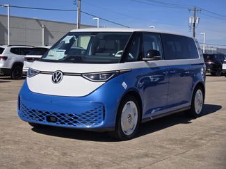 New 2025 Volkswagen ID. Buzz 1st Edition video 2