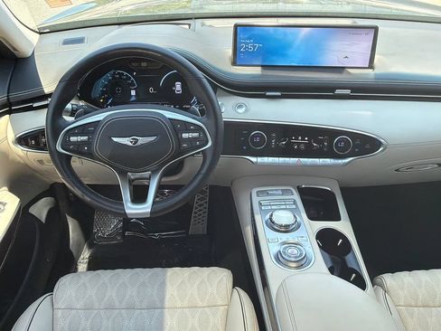 Used 2023 Genesis GV70 3.5T Sport w/ Sport Prestige Package AWD/4WD image 25