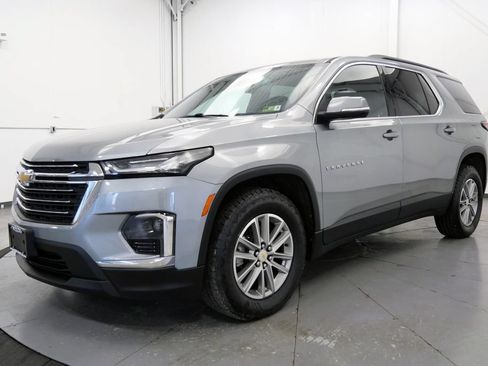 Used 2023 Chevrolet Traverse LT w/ LPO, Floor Liner Package AWD/4WD image 3