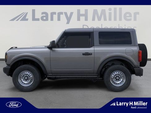 New 2025 Ford Bronco 2-Door image 3