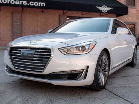 Used 2017 Genesis G90 5.0 Ultimate image 3