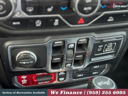 Used 2021 Jeep Wrangler Unlimited Rubicon AWD/4WD image 19
