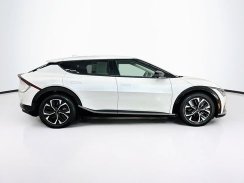 Used 2023 Kia EV6 Wind w/ Wind Technology Package AWD/4WD image 10