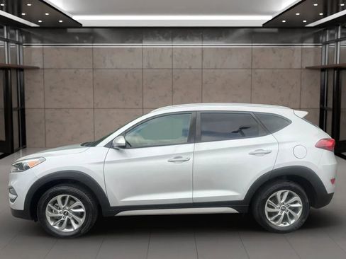Used 2018 Hyundai Tucson SEL w/ Cargo Package FWD image 3