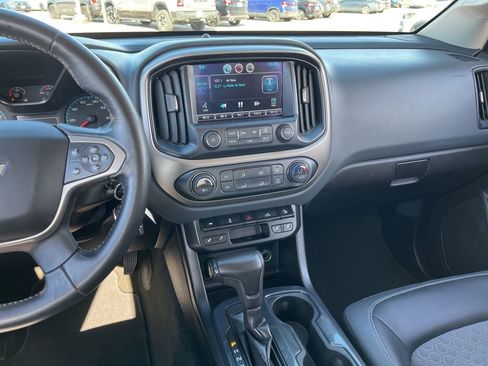 Used 2015 Chevrolet Colorado Z71 image 17