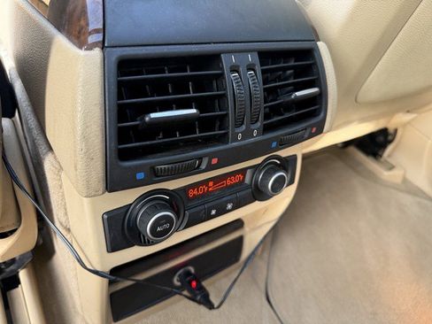 Used 2011 BMW X5 xDrive35i image 13