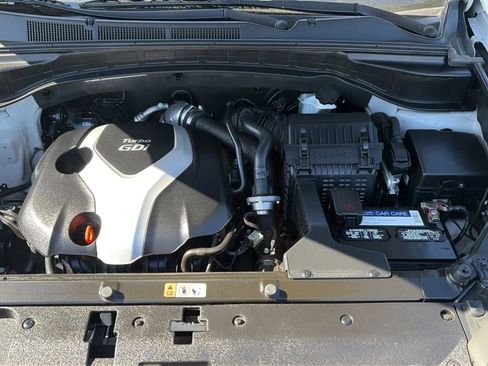 Used 2013 Hyundai Santa Fe Sport 2.0T FWD image 24