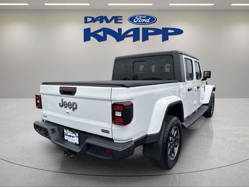Used 2022 Jeep Gladiator Overland w/ Popular Equipment Package image 8