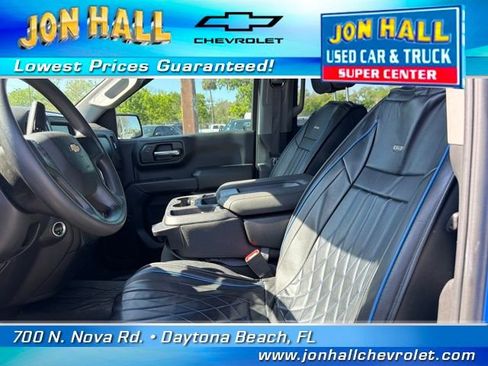 Certified 2025 Chevrolet Silverado 1500 Custom w/ LPO, Dark Essentials Package image 17