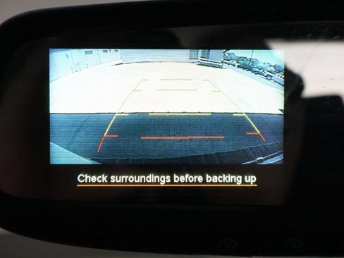 Used 2011 Subaru Outback 2.5i Limited w/ PWR Moonroof Pkg AWD/4WD image 52