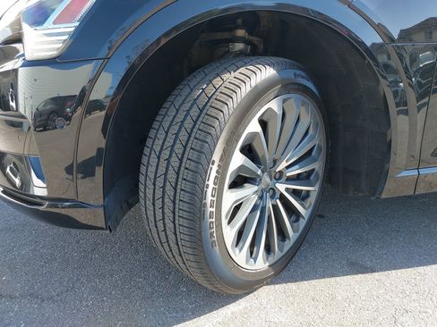 Used 2019 Audi e-tron Prestige AWD/4WD image 36