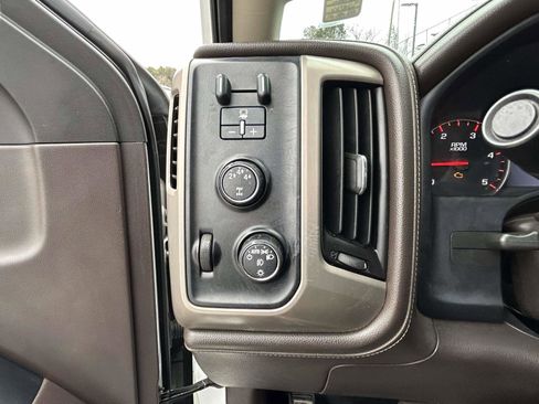 Used 2016 GMC Sierra 3500 Denali w/ Duramax Plus Package image 19