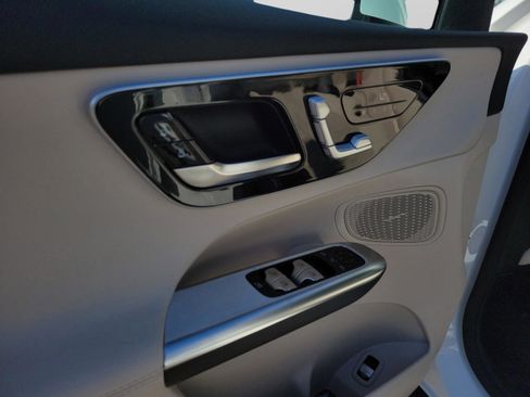 Used 2026 Mercedes-Benz GLC 300 GLC 300 image 22