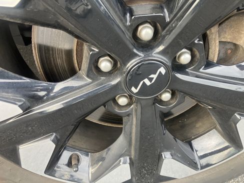 Used 2023 Kia Sportage X-Line w/ X-Line Premium Package AWD/4WD image 9