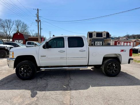 Used 2014 Chevrolet Silverado 2500 LT w/ Texas Edition image 10