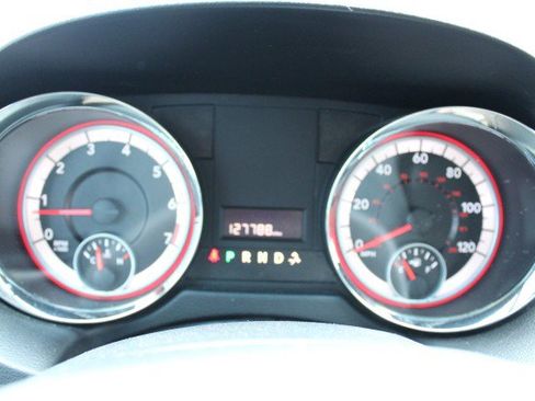 Used 2015 Dodge Grand Caravan SXT FWD image 22
