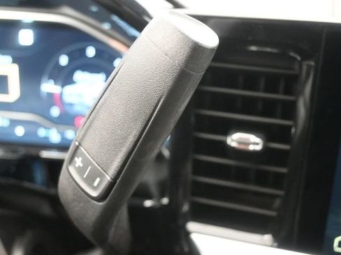 Used 2023 GMC Sierra 1500 Elevation image 13