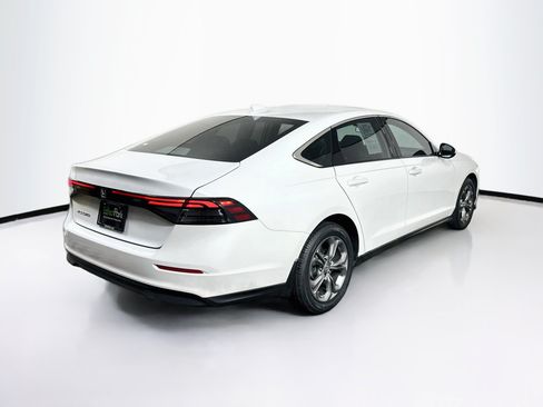 Used 2024 Honda Accord EX image 9