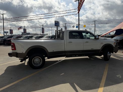 Used 2021 RAM 3500 Limited AWD/4WD image 7