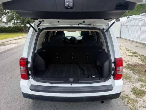 Used 2015 Jeep Patriot Sport w/ Power Value Group FWD image 6