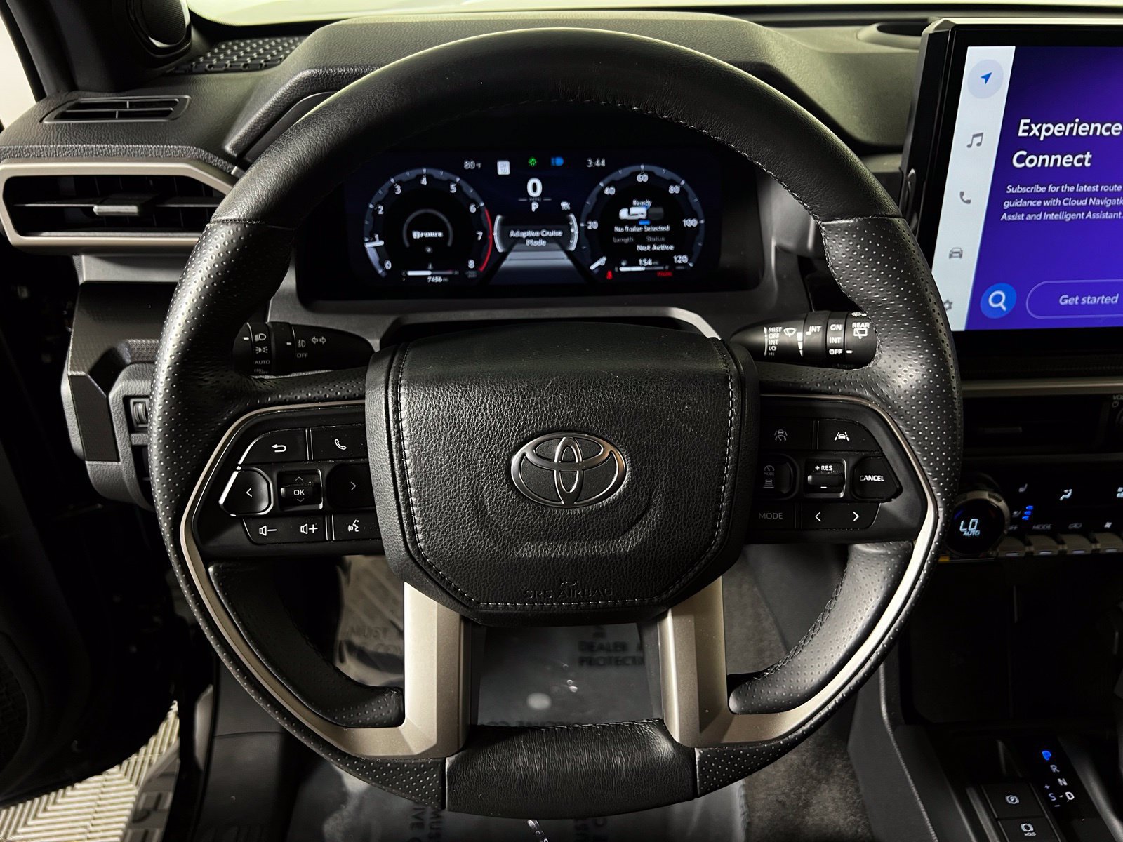 Used 2025 Toyota 4Runner Limited AWD/4WD image 14