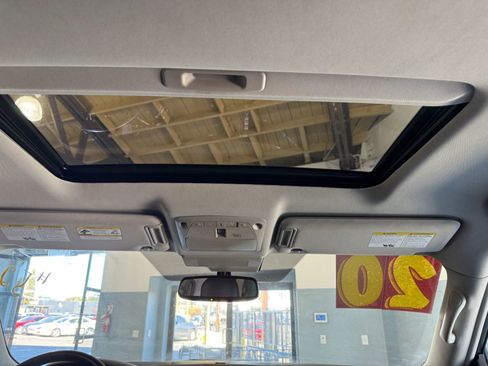 Used 2020 Nissan Armada SL w/ Premium Package image 13