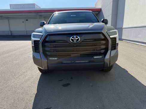New 2026 Toyota Tundra SR5 image 6