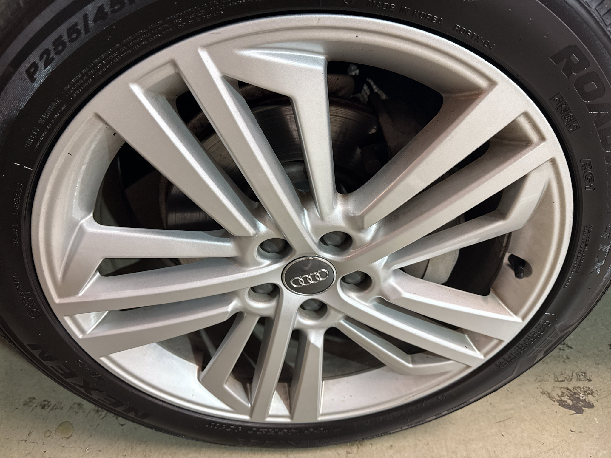 Used 2018 Audi Q5 Prestige AWD/4WD image 36