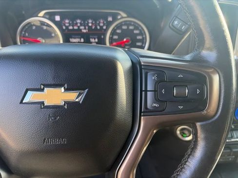 Used 2020 Chevrolet Silverado 2500 High Country w/ Technology Package AWD/4WD image 17