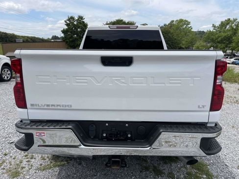 Used 2024 Chevrolet Silverado 2500 LT AWD/4WD image 8