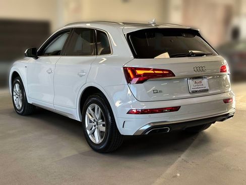 Used 2023 Audi Q5 2.0T Premium w/ Convenience Package AWD/4WD image 6