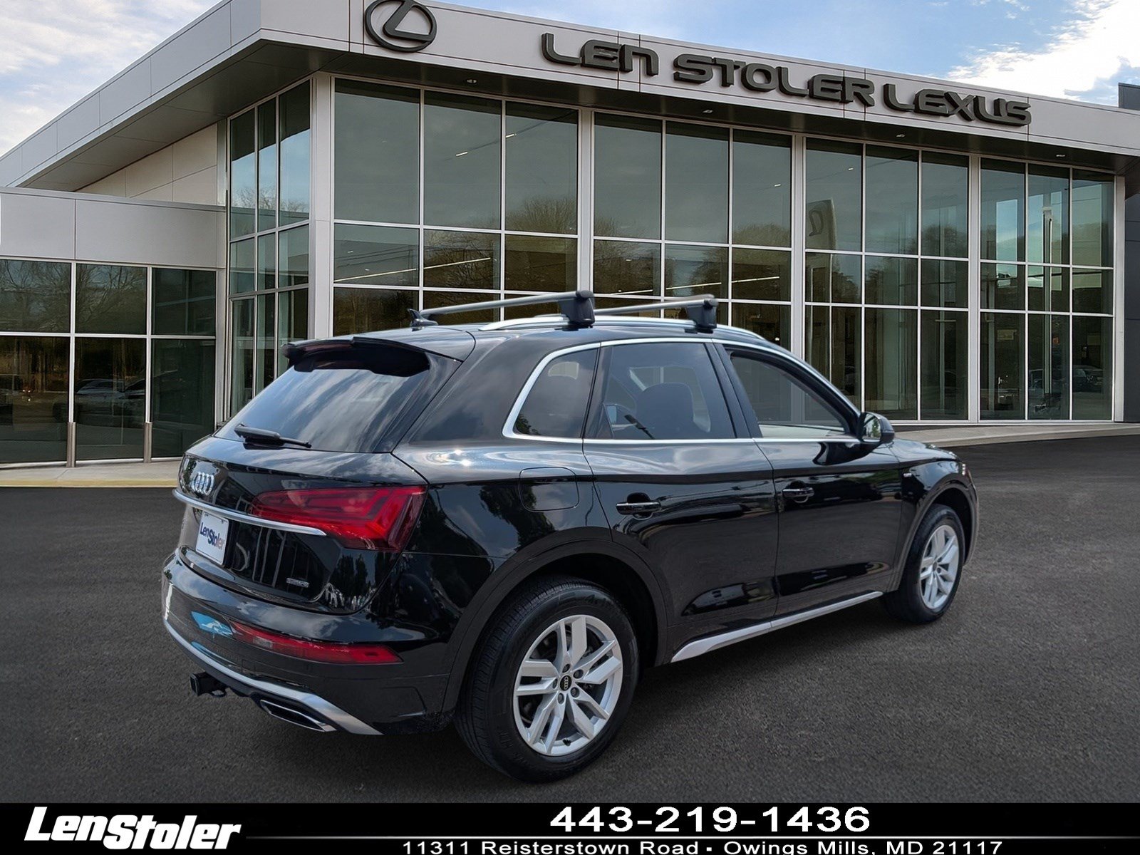 Used 2023 Audi Q5 2.0T Premium w/ Convenience Package AWD/4WD image 3