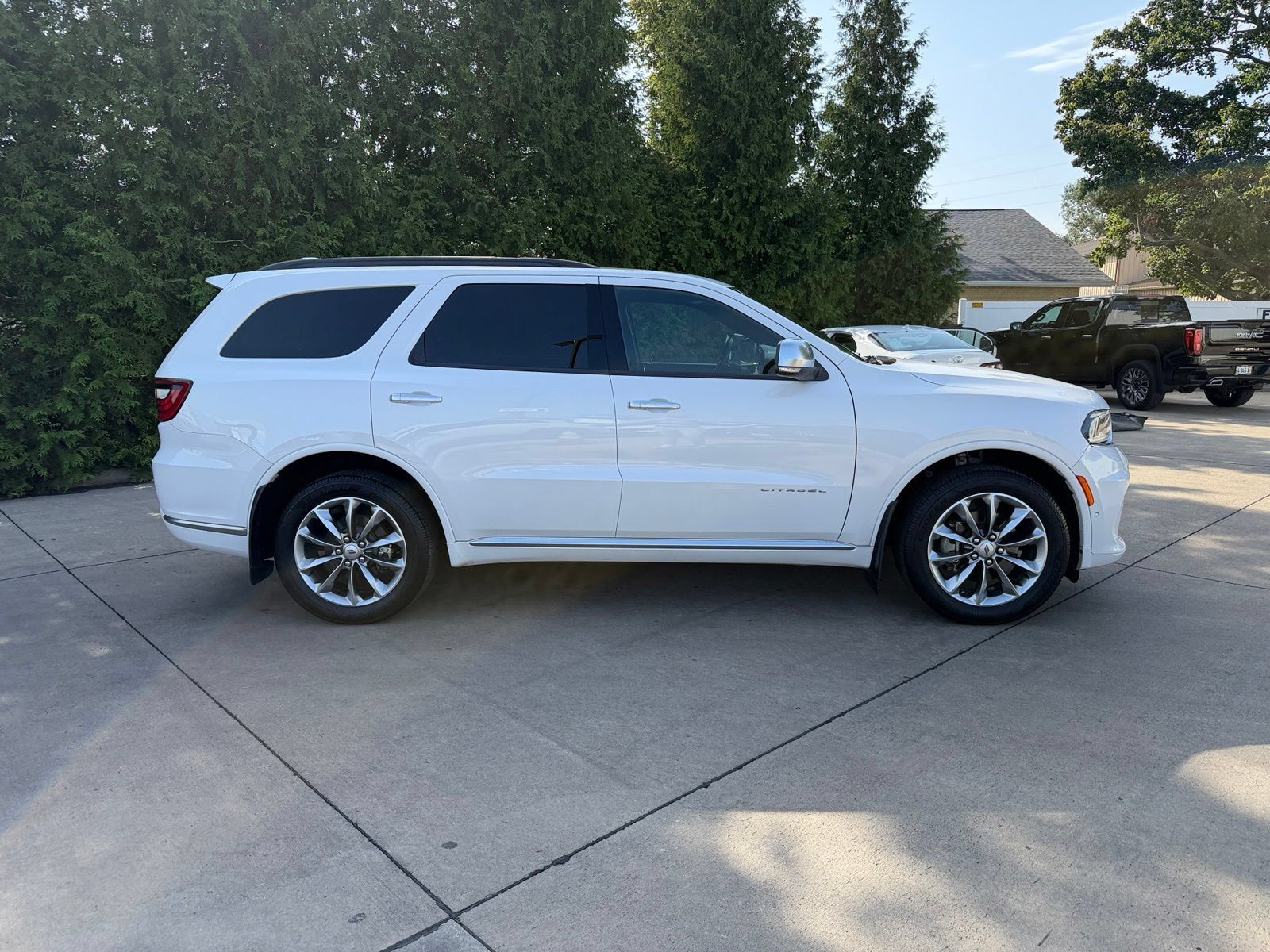 Used 2021 Dodge Durango Citadel w/ Premium Entertainment Group AWD/4WD image 33