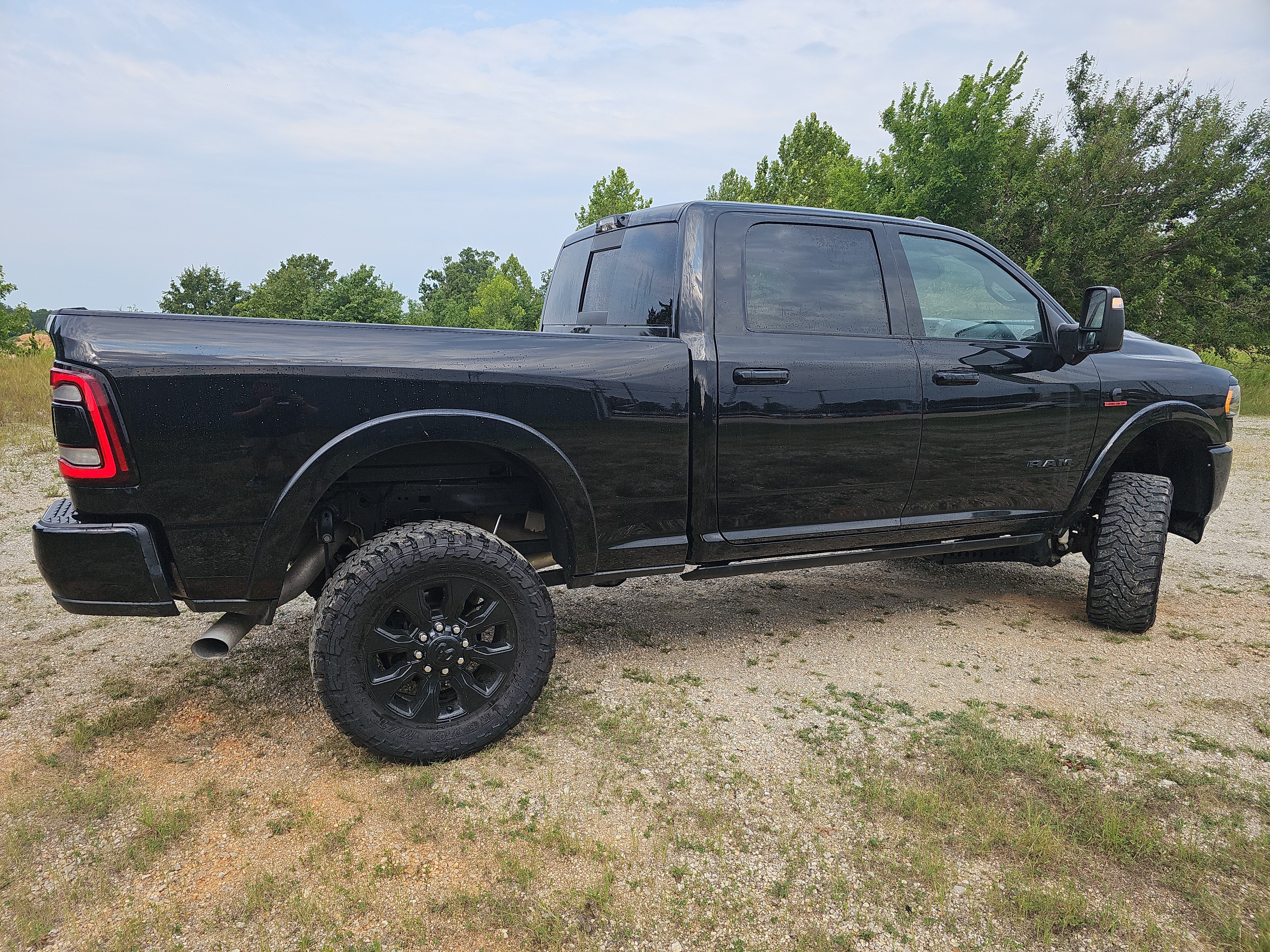 Used 2024 RAM 2500 Limited AWD/4WD image 3