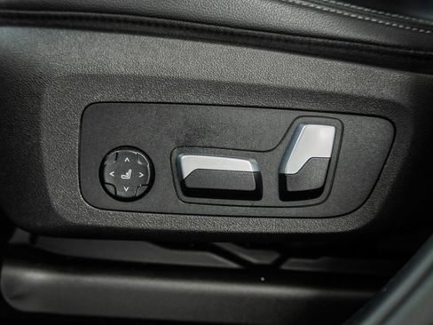 Used 2018 BMW X3 M40i image 44