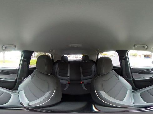 Used 2025 Chevrolet TrailBlazer LT image 36