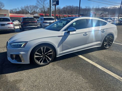 Certified 2025 Audi S5 Premium Plus w/ Premium Plus Package image 4