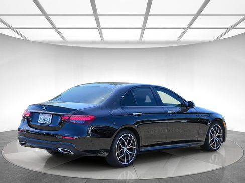 Used 2022 Mercedes-Benz E 350 Sedan image 3