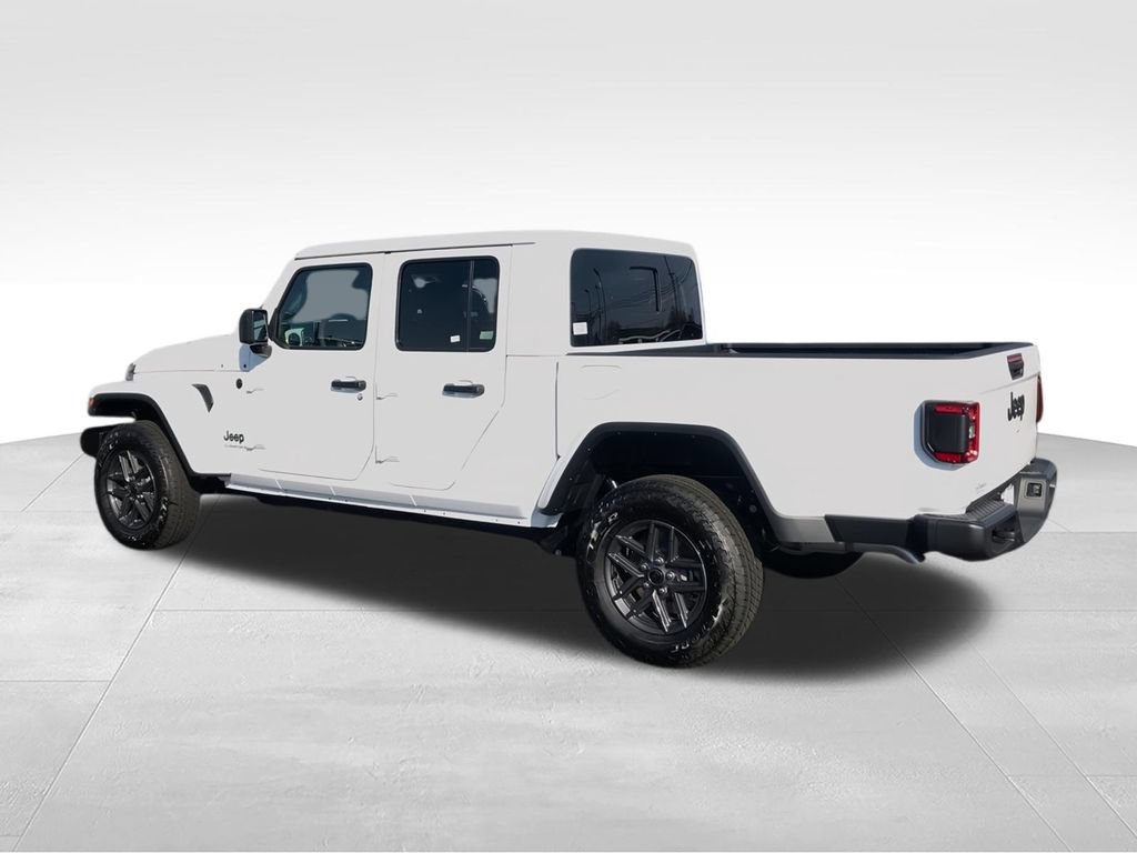 New 2026 Jeep Gladiator Sport AWD/4WD image 6