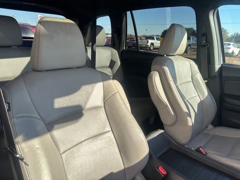 Used 2023 Honda Passport EX-L image 18