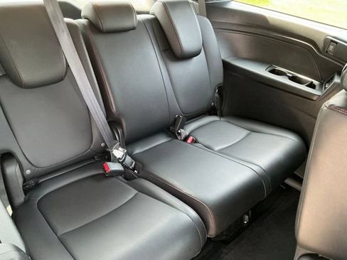 Used 2025 Honda Odyssey Sport-L image 17