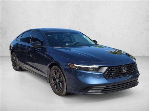 Used 2025 Honda Accord SE image 3