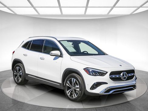 Certified 2026 Mercedes-Benz GLA 250 image 5