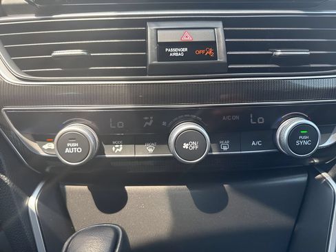Used 2022 Honda Accord Sport image 18