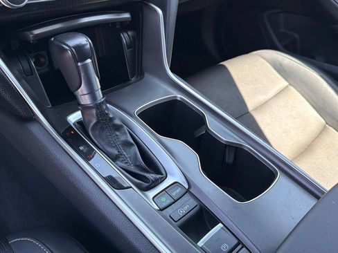 Used 2022 Honda Accord Sport image 28